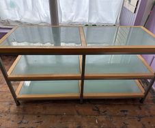 Shop counter and shop display cabinet