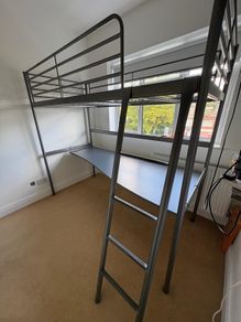 bed