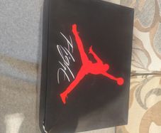 Air Jordan 4 Retro