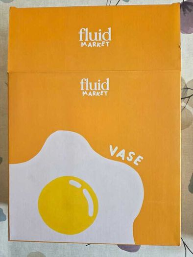 FLuid Market Egg Vase