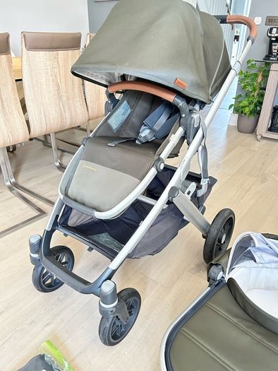 Uppababy Vista V2 Bundle