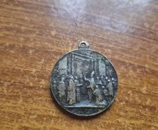 Vintage Pope Pius XI Jubilee Medal