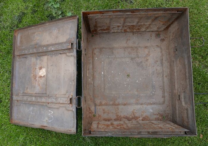 Vintage C216 British Ammo Box - WWII Military Munitions Case - 40MM Bofors - Dated 1944