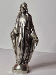 Madonna figurine