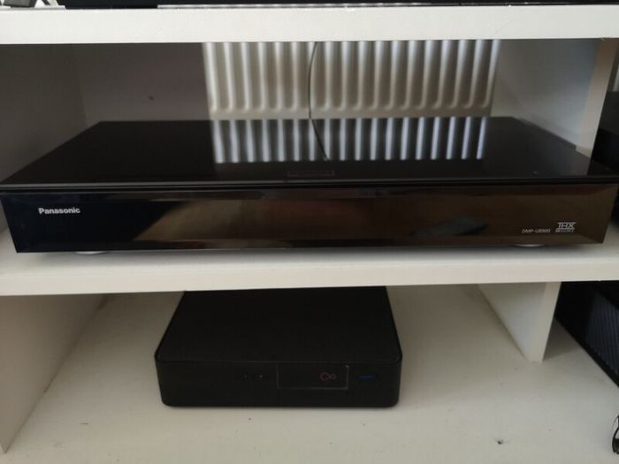 Panasonic UB900 4K player
