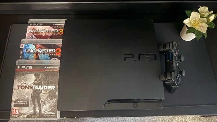 PS3 Slim 320gb Cech-3003b