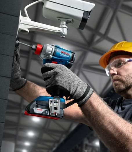 Bosch Professional GDX 18V-285 Cordless Brushless Impact Driver/Wrench Body Only