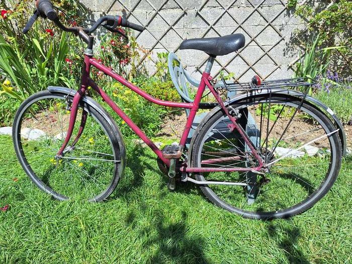 Ladies bicycle