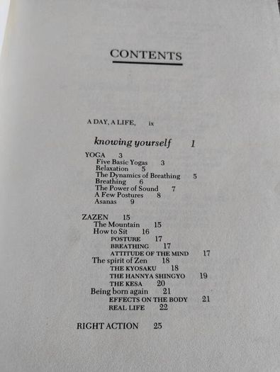 LIFE ARTS A Practical Guide to Total Being New Medicine and Ancient Wisdom by Evelyn de Smedt 1977 hardback in very good condition with some wear to the cover see all photos A4 size book 190 pages and illustrations FREE STANDARD POSTAGE INCLUDED