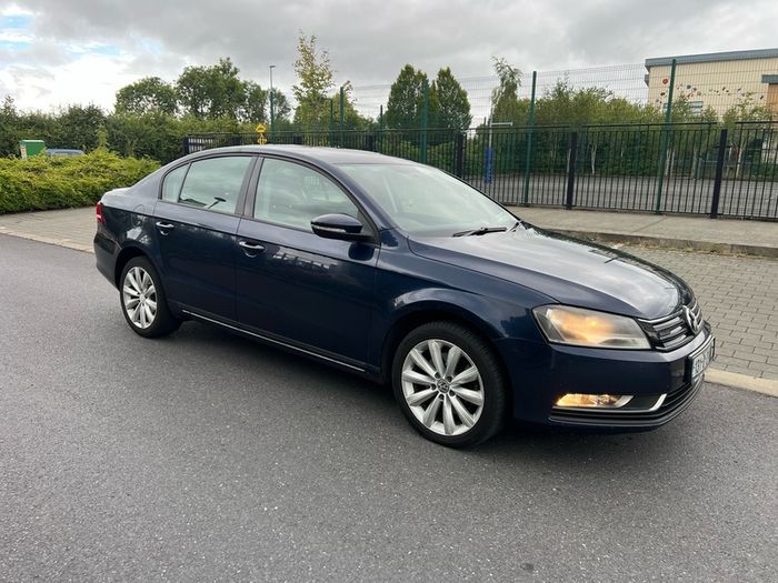 2013 Volkswagen Passat nct 10/27 tax 09/26