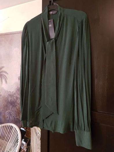 M&S green shirt, blouse, tie neck, size 8, NEW