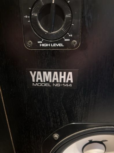 Yamaha NS-144 speakers