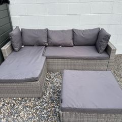 Ratten Furniture