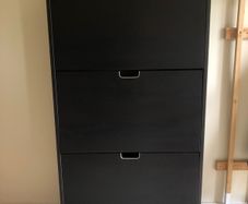 Shoe cabinet