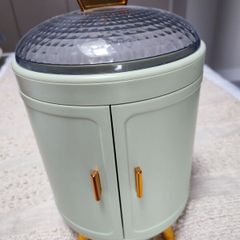 Jewellery box