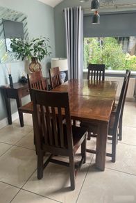 Solid wood kitchen table & 6 chairs