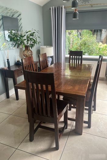 Solid wood kitchen table & 6 chairs
