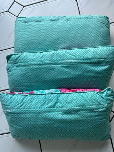 Cushions x3