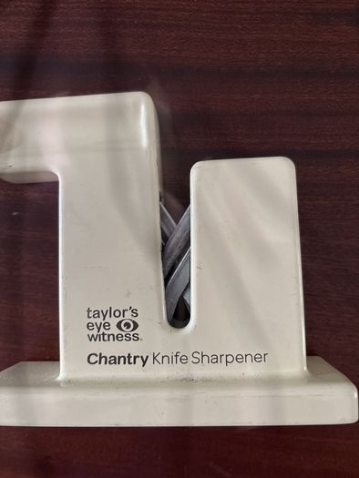 knife sharpener