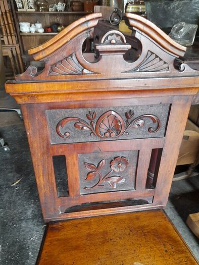 Arts and Crafts Hall Chair