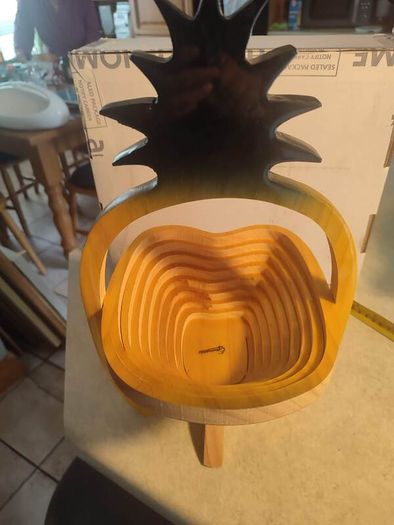 Vintage Equinoccio Pineapple Wooden Accordion or Collapsible Basket