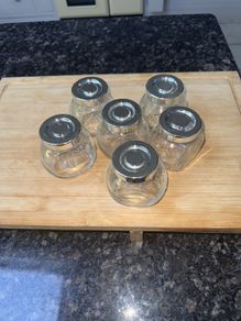 j6 little glass jars
