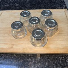 j6 little glass jars