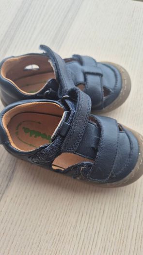size 22 Kids Froddo Barefoot Sandals