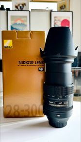 Nikon AF-S Nikkor 28-300mm f/3.5-5.6G IF-ED VR