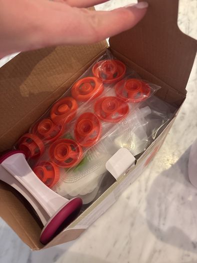 Baby pouch filler