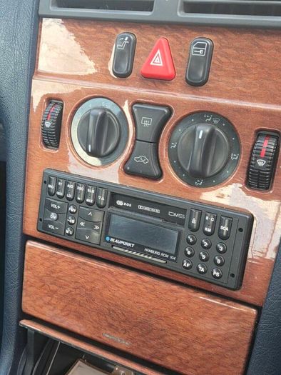 1997 Mercedes E200