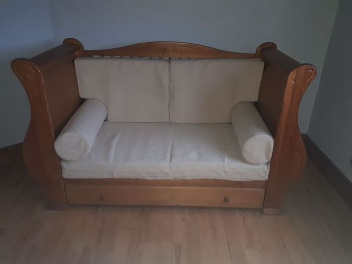 Tutti Bambini Louis Sleigh Cotbed