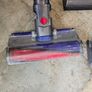Dyson V10 total clean Image 4