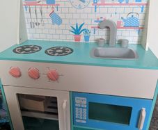 play kitchen
