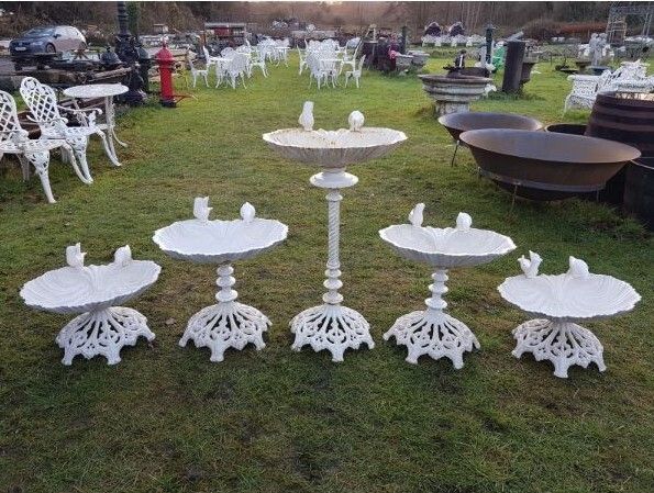 Cast Iron Bird Bath Tall H35