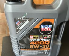 Engine oil 5w30