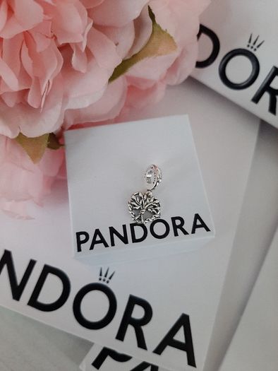New genuine pandora family tree charm