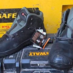 work boots size 12