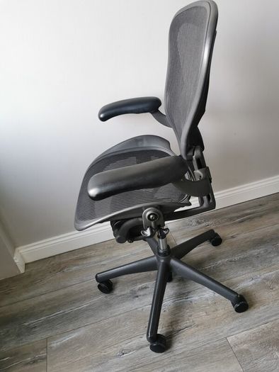 Herman Miller Aeron Fully Loaded Size B