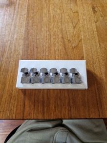 Fender American standard tuning heads