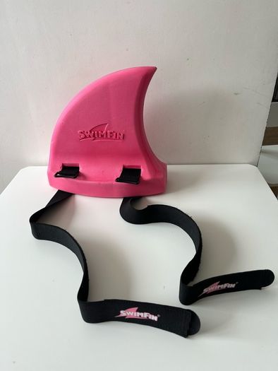 SwimFin shark swimming aid
