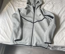 Nike tech fleece