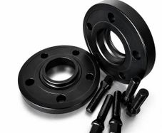 4 x Bmw G30/31 Spacers + Bolts - Free Post