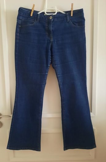 Monsoon cotton denim jeans 32 waist and 28 leg or size 14 in very good condition with no issues see last two photos for exact measurements FREE STANDARD POSTAGE INCLUDED