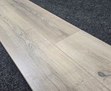 Shannon Beige 12mm Click Laminate Flooring - 1.9m2 Box