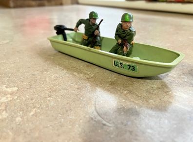 Vintage Britains WW2 USMC Boat and Crew