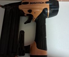 Bostitch 18g Brad Nailer