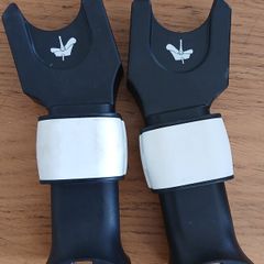 Maxi Cosy child car Seat adapters  12 euro