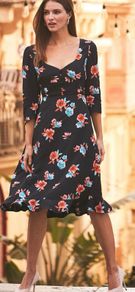 Sosandar dress