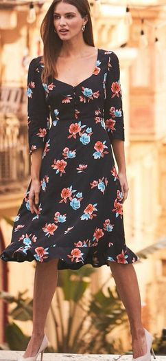 Sosandar dress